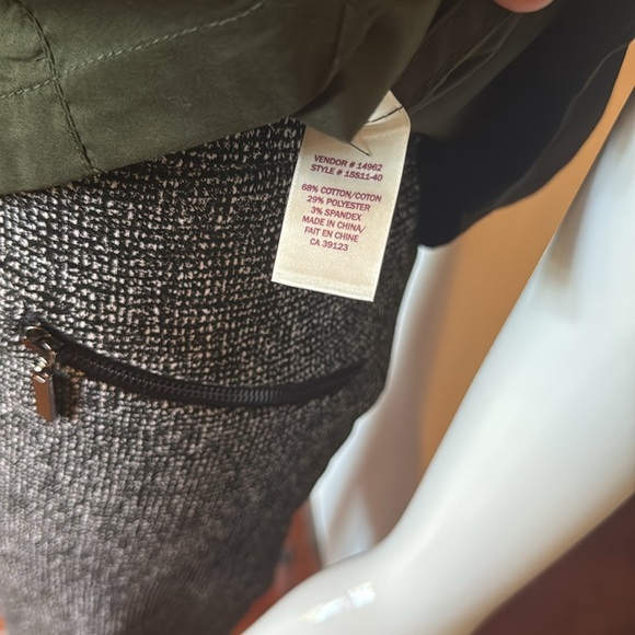 NWT northern reflections size small Olive Green Women's Button-Up Top - Picture 6 of 6